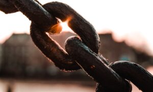 black chain