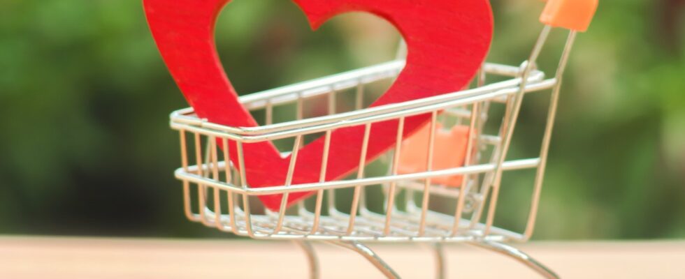 Red heart in a supermarket trolley
