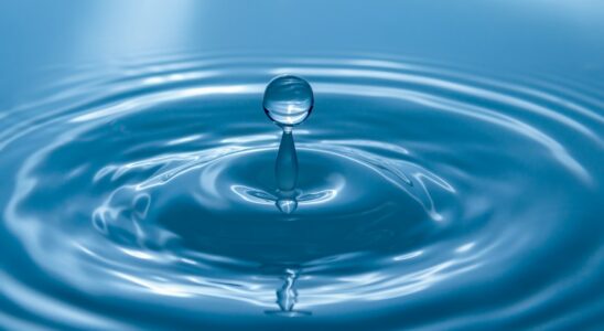 waterdrop wallpaper